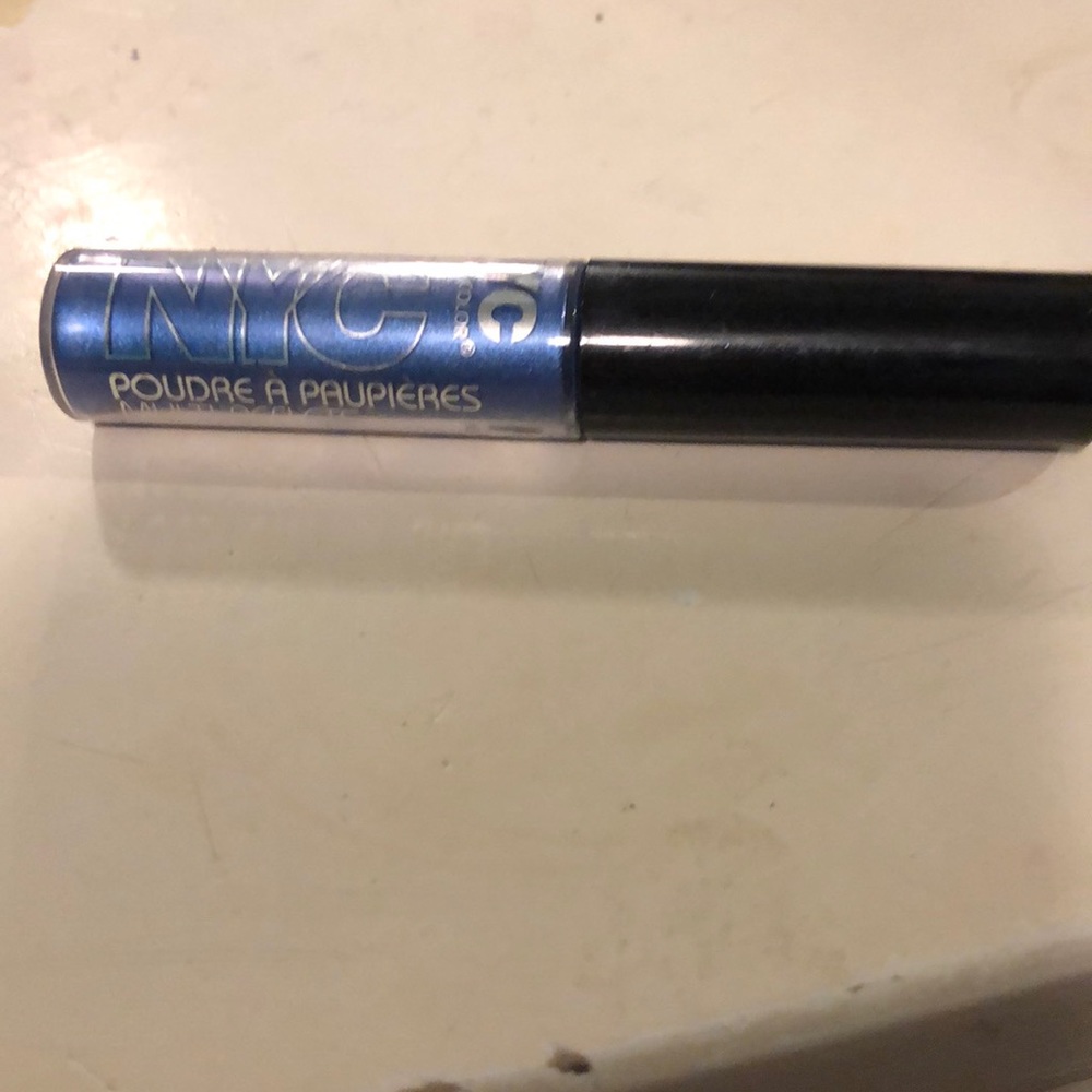 sparkle eye dust